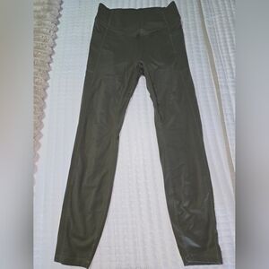 Halara 7/8 Green butt Lifting Leggings